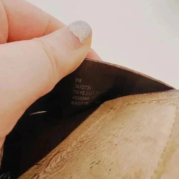 Frye Skye Sandals Brown Leather Chunky Heels Flower Cutouts Rivets Size 9 - Picture 9 of 14